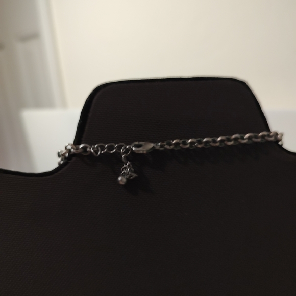 Silver tone swooping chain bib necklace - Picture 3 of 3